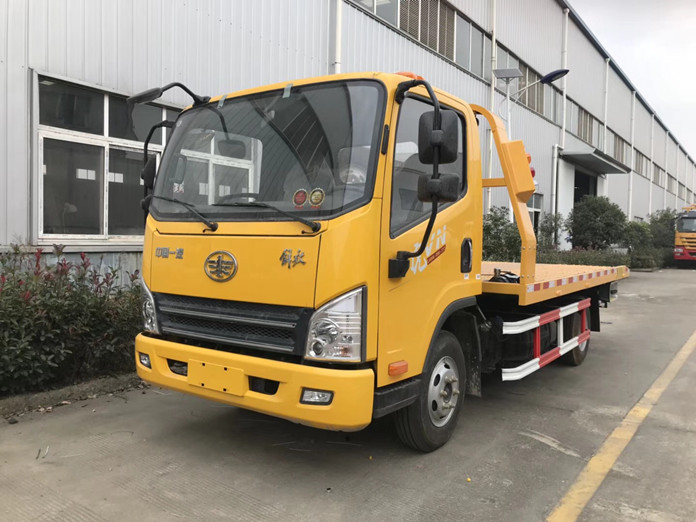 解放虎威藍牌平板一拖二清障車